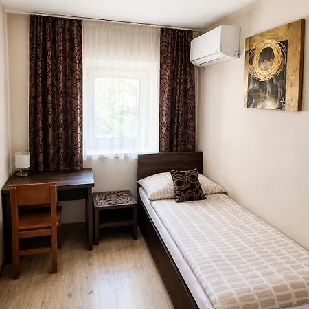 بيت ضيافة Pikolo - Izby Na Prenajom Nové Mesto nad Váhom