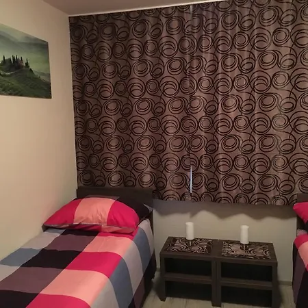 Pikolo - Izby Na Prenajom Nove Mesto nad Vahom
