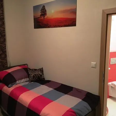 Gasthof Pikolo - Izby Na Prenajom Nové Mesto nad Váhom