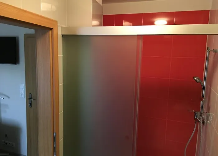 Pikolo - Izby Na Prenajom 3* Nové Mesto nad Váhom